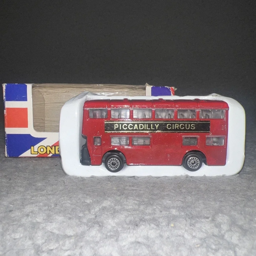 NOS London Metal Double Decker Bus Piccadilly Circus Lambert Souvenirs England‎